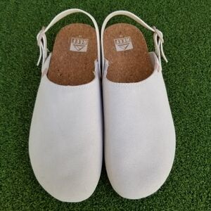 Women's REEF Cushion Sage Clogs - size 10